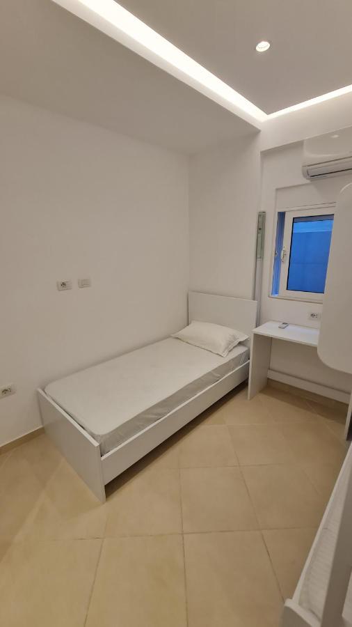 Sea And City View Apartment Sarande Luaran gambar
