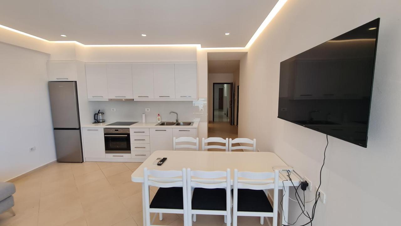 Sea And City View Apartment Sarande Luaran gambar