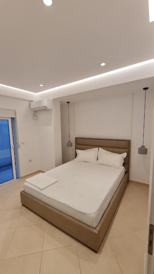 Sea And City View Apartment Sarande Luaran gambar